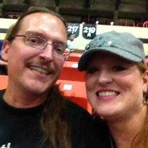 Meet your Posher, Casey